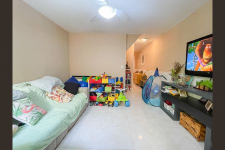 Casa à venda com 170m², 2 quartos e 1 vagaSala 2