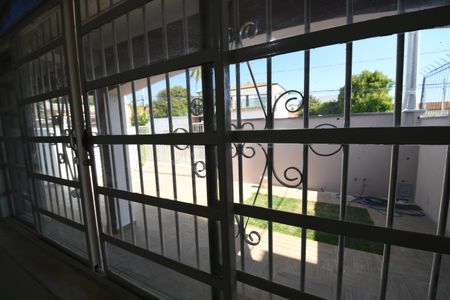 Casa à venda com 130m², 3 quartos e 3 vagasSala - Vista