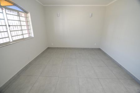 Casa à venda com 130m², 3 quartos e 3 vagasSala