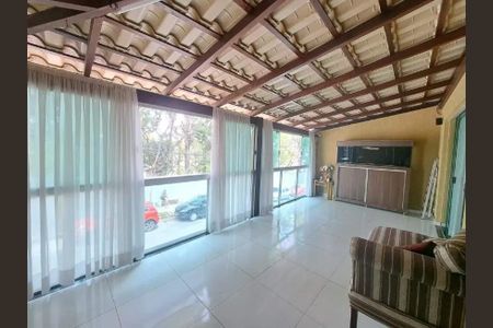 Casa à venda com 130m², 3 quartos e 3 vagas