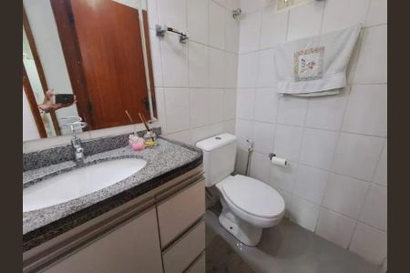 Casa à venda com 130m², 3 quartos e 3 vagas