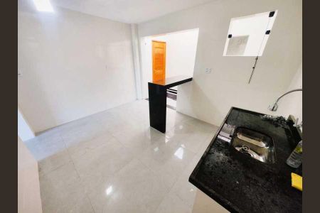 Casa de condomínio à venda com 70m², 2 quartos e 1 vaga
