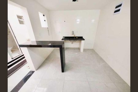 Casa de condomínio à venda com 70m², 2 quartos e 1 vaga