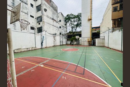 Apartamento à venda com 65m², 2 quartos e 1 vaga