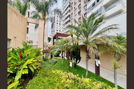 Apartamento à venda com 65m², 2 quartos e 1 vaga