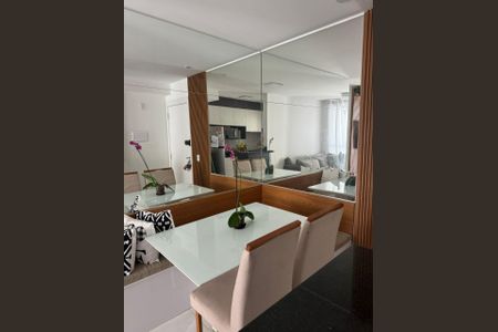 Apartamento à venda com 60m², 2 quartos e 1 vaga