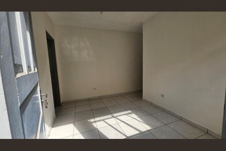Casa à venda com 80m², 2 quartos e 1 vaga
