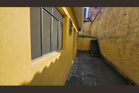 Casa à venda com 80m², 2 quartos e 1 vaga