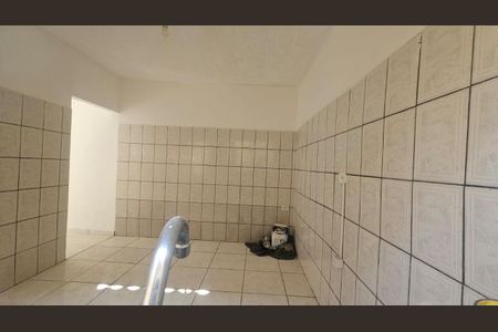 Casa à venda com 80m², 2 quartos e 1 vaga