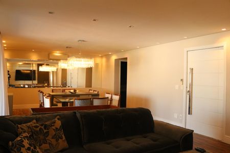 Apartamento para alugar com 160m², 4 quartos e 3 vagasSala