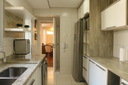 Apartamento para alugar com 160m², 4 quartos e 3 vagasCozinha