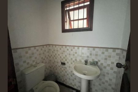 Casa à venda com 3 quartos, 224m² em Engenho do Mato, Niterói