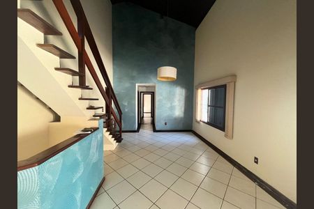 Casa à venda com 3 quartos, 224m² em Engenho do Mato, Niterói