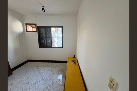 Casa à venda com 3 quartos, 224m² em Engenho do Mato, Niterói