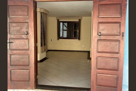 Casa à venda com 3 quartos, 224m² em Engenho do Mato, Niterói