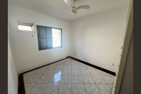 Casa à venda com 3 quartos, 224m² em Engenho do Mato, Niterói