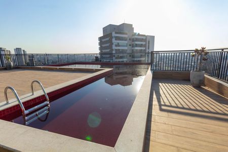 Apartamento à venda com 68m², 3 quartos e 1 vagaÁrea comum - Piscina