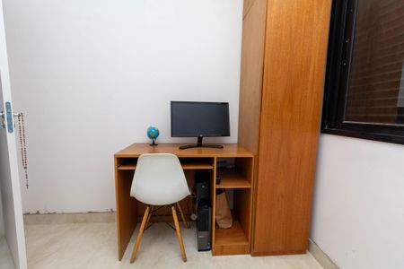 Apartamento à venda com 68m², 3 quartos e 1 vagaQuarto 2