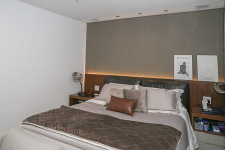 Apartamento à venda com 310m², 4 quartos e 4 vagasSuíte 1