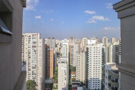 Apartamento à venda com 310m², 4 quartos e 4 vagasVista da Suíte 2