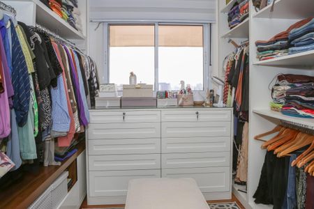 Apartamento à venda com 310m², 4 quartos e 4 vagasSuíte 4