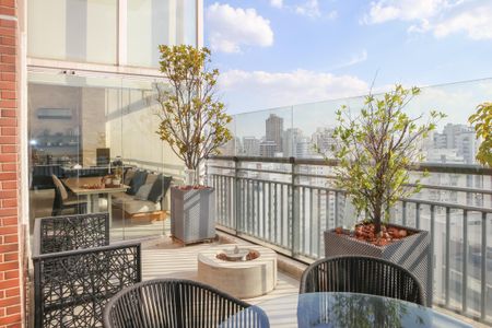 Apartamento à venda com 310m², 4 quartos e 4 vagasSacada