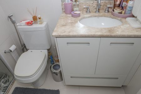 Apartamento à venda com 310m², 4 quartos e 4 vagasBanheiro da Suíte 4