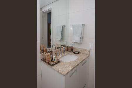 Apartamento à venda com 310m², 4 quartos e 4 vagasBanheiro da Suíte 3