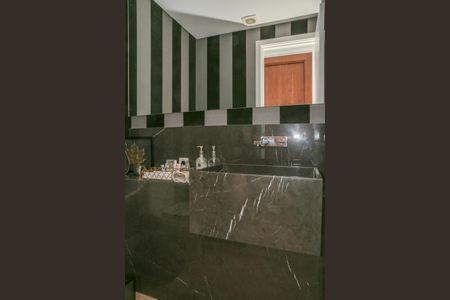 Apartamento à venda com 310m², 4 quartos e 4 vagasLavabo