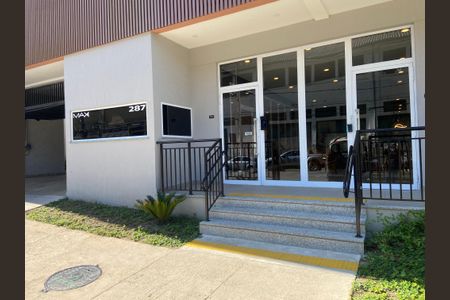 Studio à venda com 25m², 1 quarto e sem vaga Studio à venda com 25m², 1 quarto e sem vagaFachada