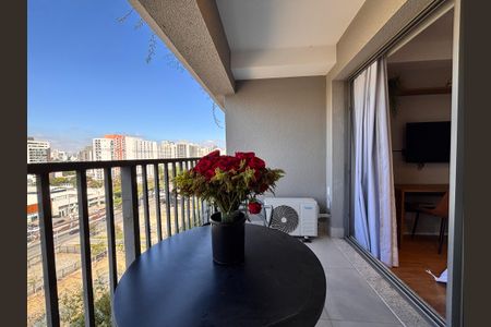 Studio à venda com 30m², 1 quarto e sem vagaVaranda