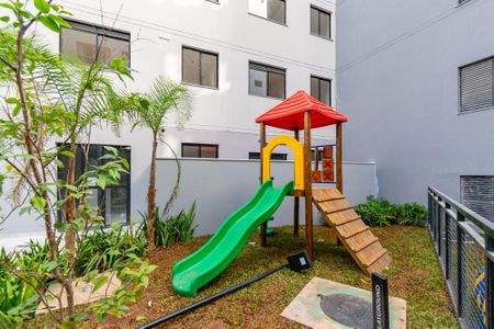 Apartamento à venda com 36m², 2 quartos e sem vagaÁrea comum - Playground