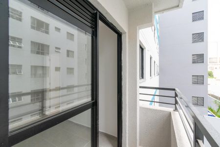 Apartamento à venda com 36m², 2 quartos e sem vagaSacada
