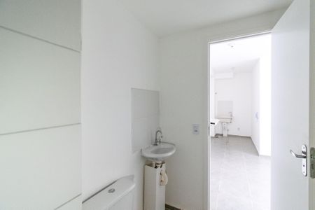 Apartamento à venda com 37m², 2 quartos e sem vaga Apartamento à venda com 37m², 2 quartos e sem vagaBanheiro