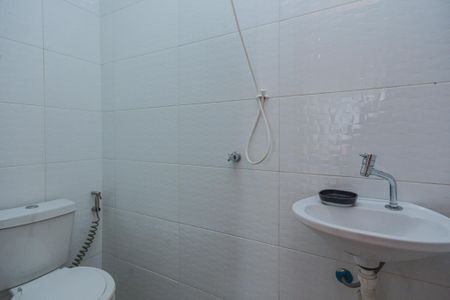 Casa à venda com 86m², 2 quartos e 2 vagasBanheiro de serviço