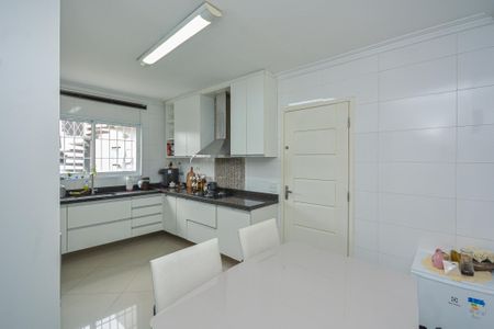 Casa à venda com 86m², 2 quartos e 2 vagasCozinha