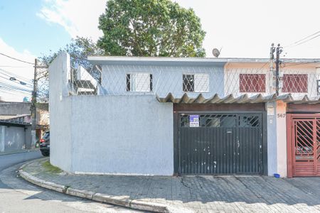 Casa à venda com 86m², 2 quartos e 2 vagasFachada