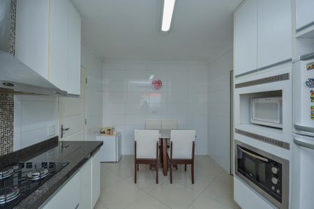 Casa à venda com 86m², 2 quartos e 2 vagasCozinha