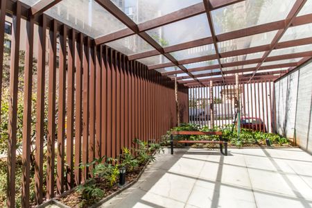 Apartamento para alugar com 69m², 2 quartos e 2 vagasHall social