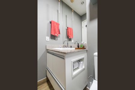 Apartamento para alugar com 69m², 2 quartos e 2 vagasBanheiro Social