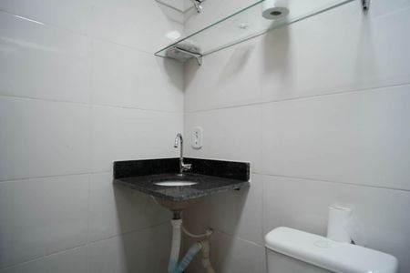 Apartamento para alugar com 45m², 2 quartos e sem vagaBanheiro Social