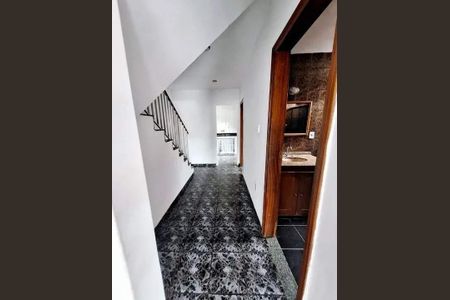 Casa à venda com 120m², 3 quartos e 2 vagas