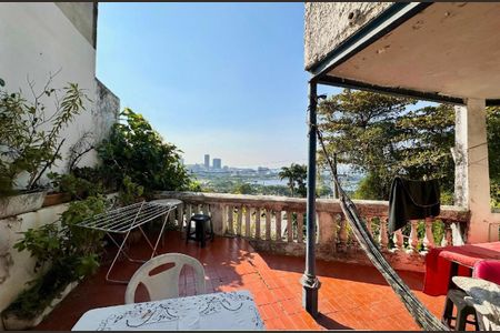 Casa à venda com 10 quartos, 202m² em Glória, Rio de Janeiro