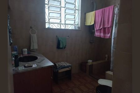 Casa à venda com 159m², 3 quartos e 1 vaga