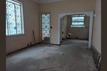 Casa à venda com 159m², 3 quartos e 1 vaga