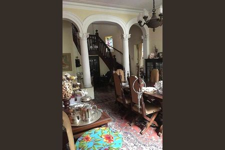 Casa à venda com 500m², 4 quartos e 2 vagas