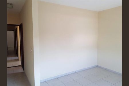 Casa à venda com 144m², 3 quartos e 2 vagas