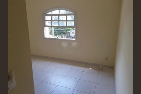 Casa à venda com 144m², 3 quartos e 2 vagas