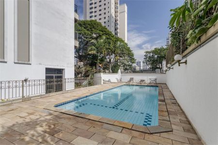 Apartamento à venda com 174m², 2 quartos e 3 vagas