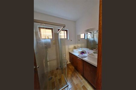 Casa à venda com 349m², 4 quartos e 2 vagas